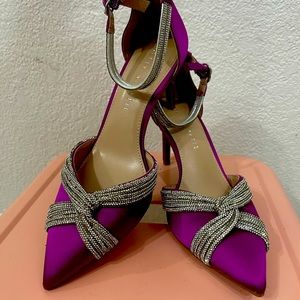 Kelly & Katie Bordyn Heels